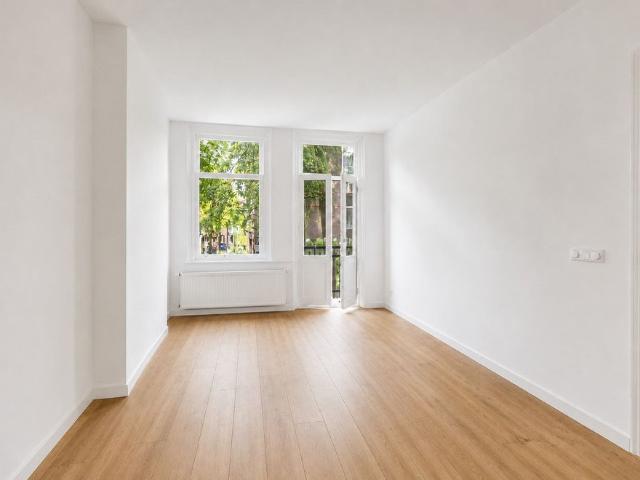 Te huur: Appartement Van Ostadestraat in Amsterdam