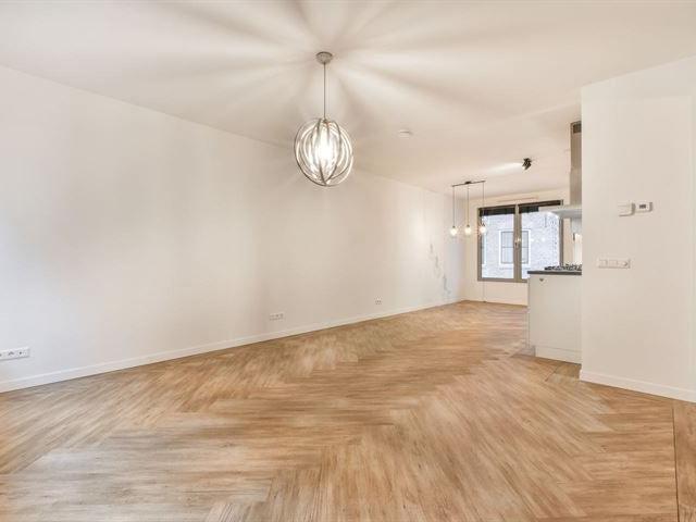 Te huur: Appartement Wijdesteeg in Amsterdam