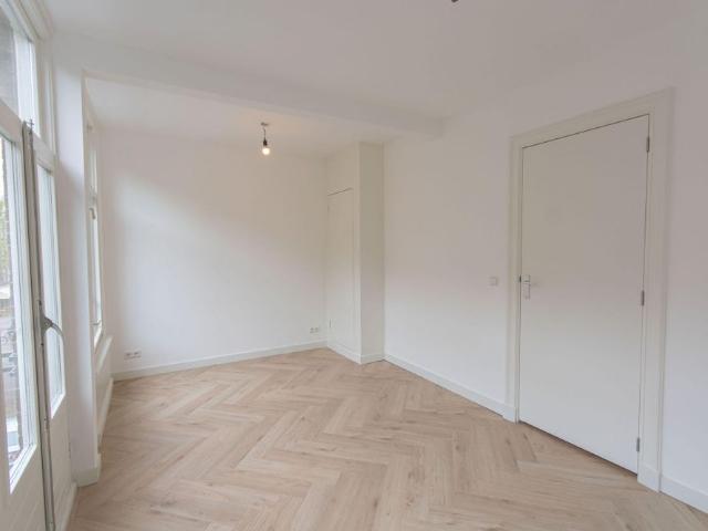 Te huur: Appartement Wilhelminastraat 75 2 in Amsterdam