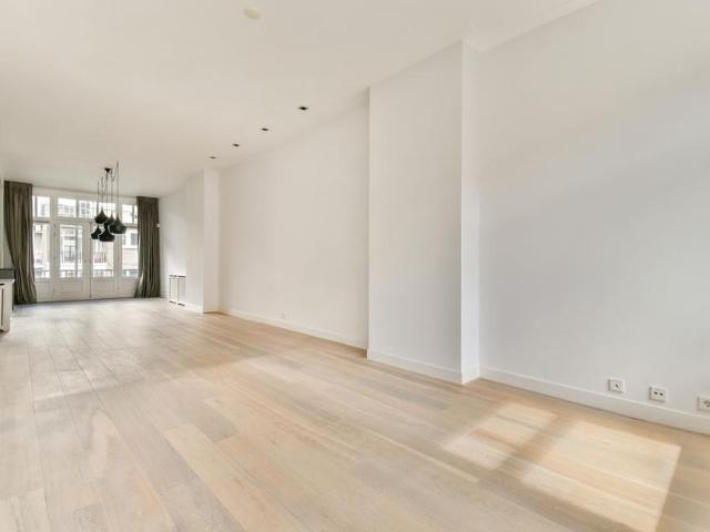 Te huur: Appartement Wouwermanstraat in Amsterdam