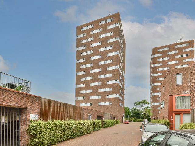 Appartement te huur Zonnebaarsstraat 53 in Hoogvliet Rotterdam voor € 1.610