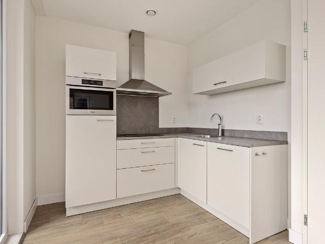 Appartement te huur 1e Lulofsdwarsstraat 2 Q in Den Haag voor € 2.250