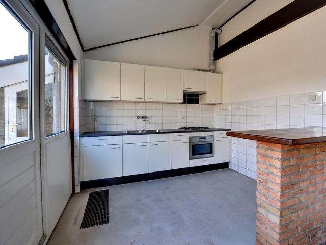 Te huur: Bernard Zweersstraat 78