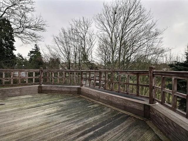 te huur Duplex Ukkel