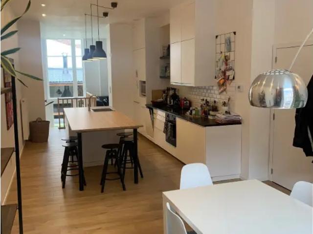 te huur Duplex Laken