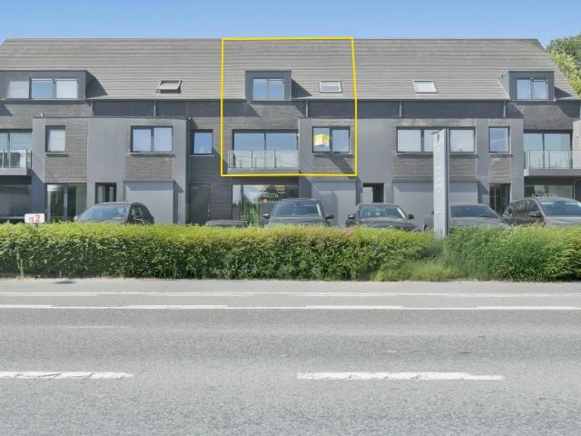 Te huur: Duplexappartement met 3 slaapkamers te huur in Eernegem! Eernegem 8480 Residentie Vastgoed