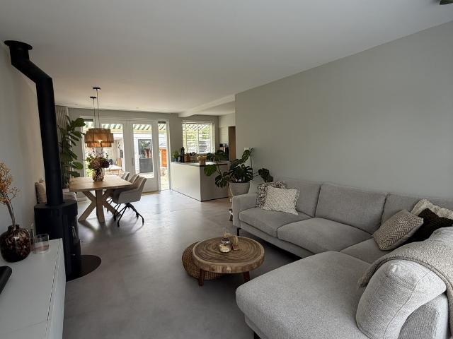 Te huur: Dorsersstraat, 2151 CH Nieuw Vennep Dorsersstraat, 2151 CH Nieuw Vennep | People On The Move Expat Brokers