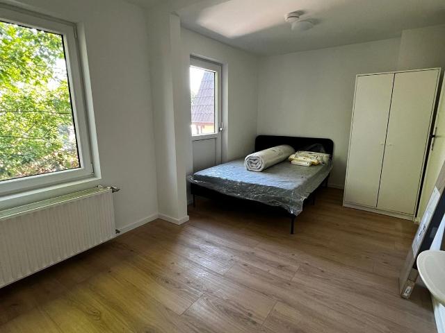 Te huur: drie kamers aan de Perikweg in Enschede