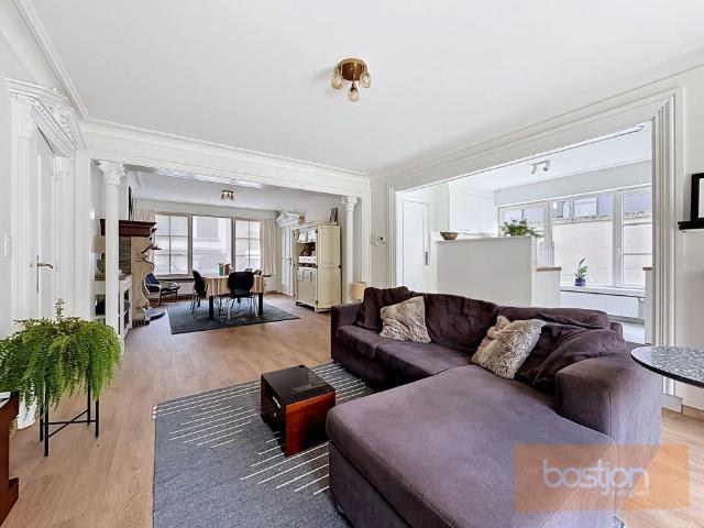 Te huur: Gerenoveerd appartement met tuin en zonneterras!