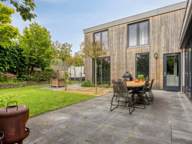 Te huur: Huis Aimé Bonnastraat in Vianen