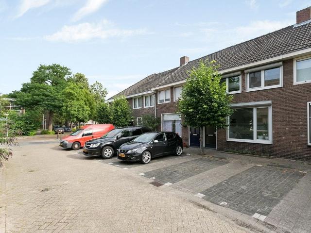Te huur: Huis Baarsstraat in Eindhoven
