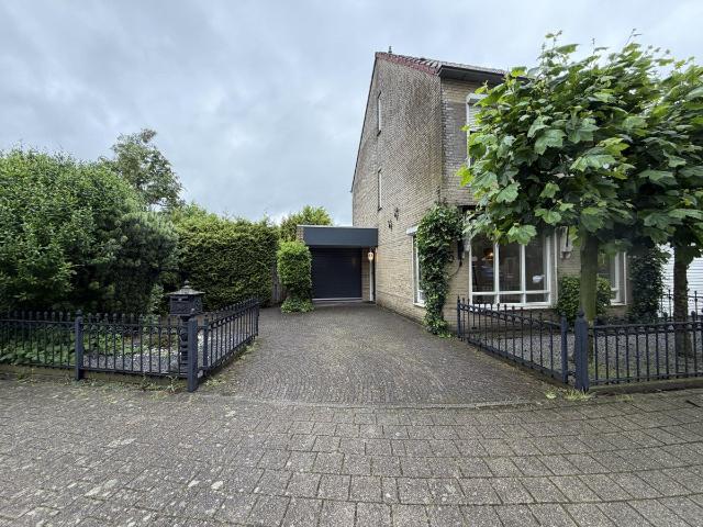 Huis te huur Don Boscoplein in Breda voor € 1.800