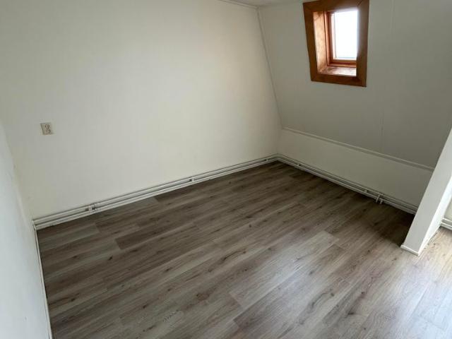 Te huur: Huis Hogeweidseweg in Tiel