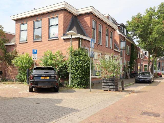 Te huur: Huis Menno van Coehoornstraat 13 in Utrecht
