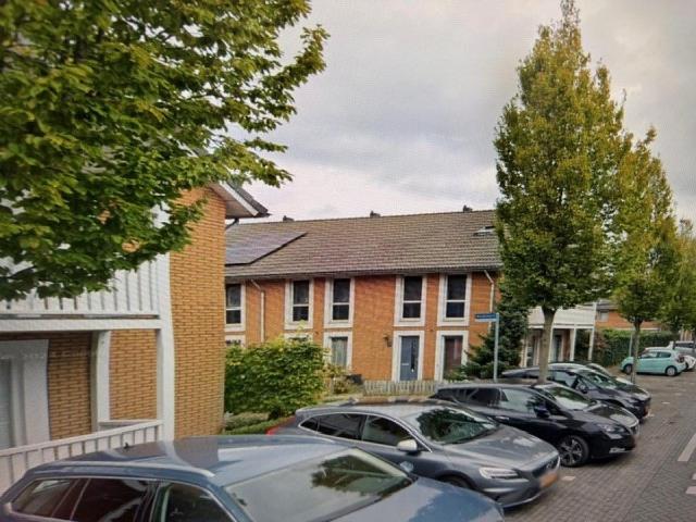 Te huur: Huis Muiderpoort 25 in Nieuw Vennep