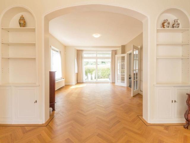 Te huur: Huis Van Dorpstraat in Den Haag