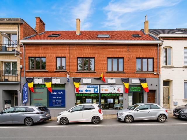 te huur Handelspand Eigenbrakel