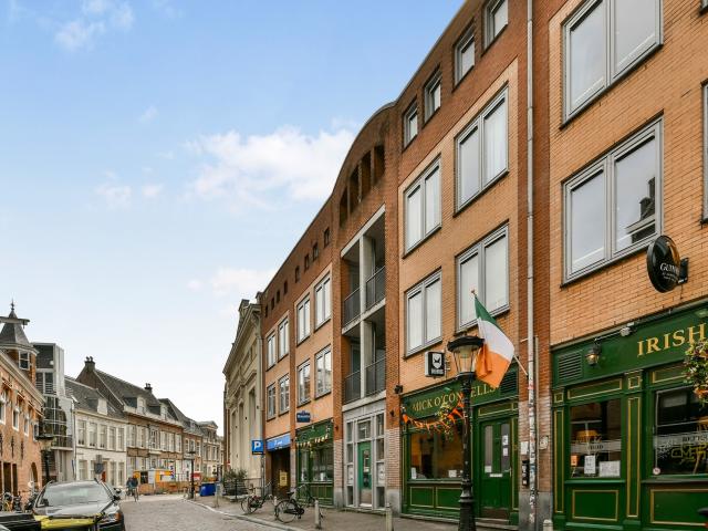 Onder bod: Jansdam 25, 3512 HA Utrecht | VVA