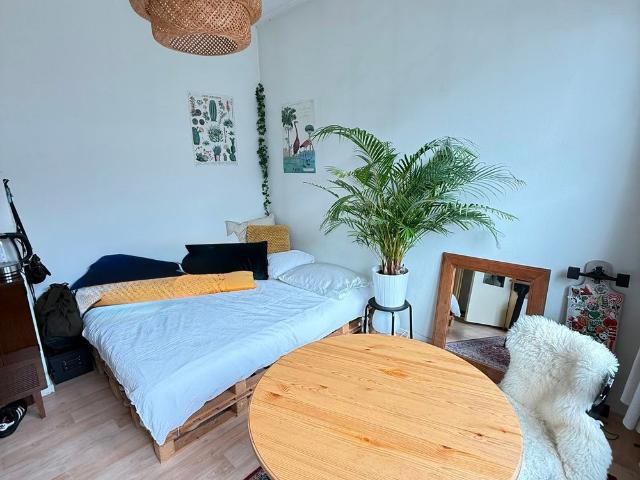 Te huur: Kamer Eerste Weidjesstraat 27 1 in Zwolle