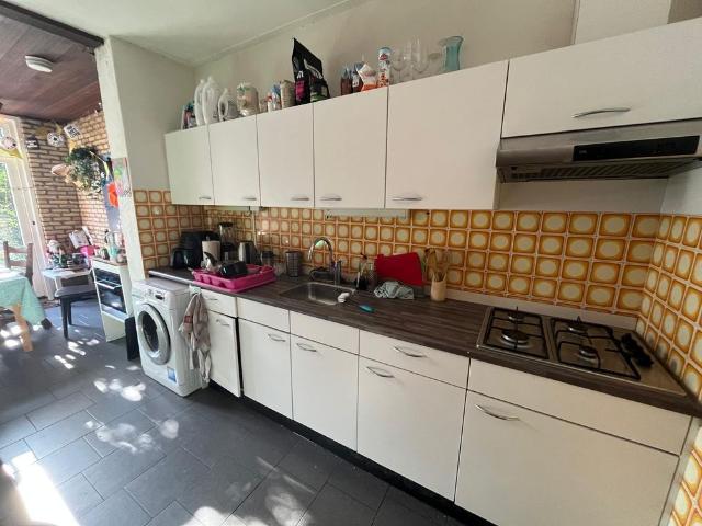 Te huur: Kamer Postelse Hoeflaan 96 02 in Tilburg