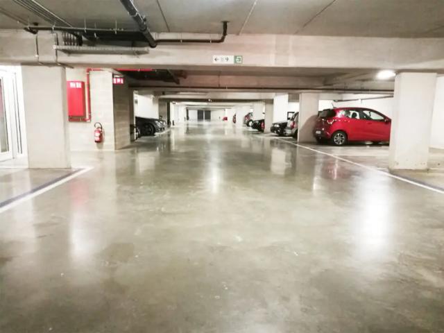 te huur Parking Bost