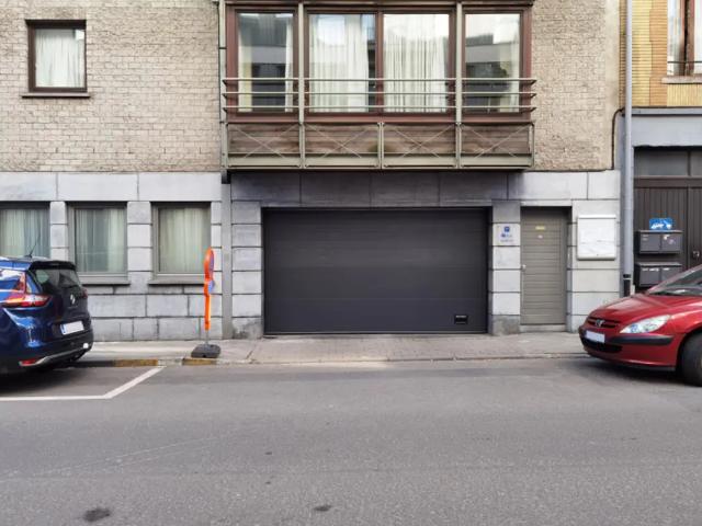 te huur Parking Elsene