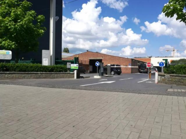 te huur Parking Evere