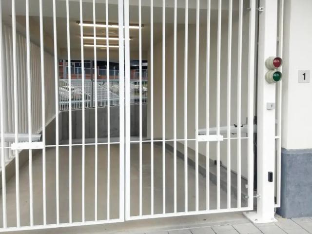 te huur Parking Laken
