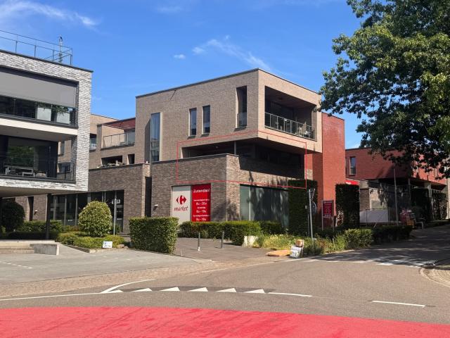 Te huur – Ruim en lichtrijk appartement met 2 slaapkamers in het centrum van Zutendaal