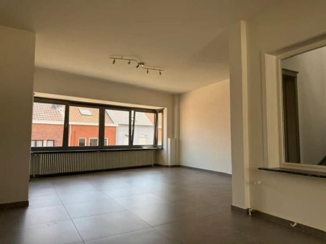 Te huur: Ruime instapklare woning nabij centrum Aalst