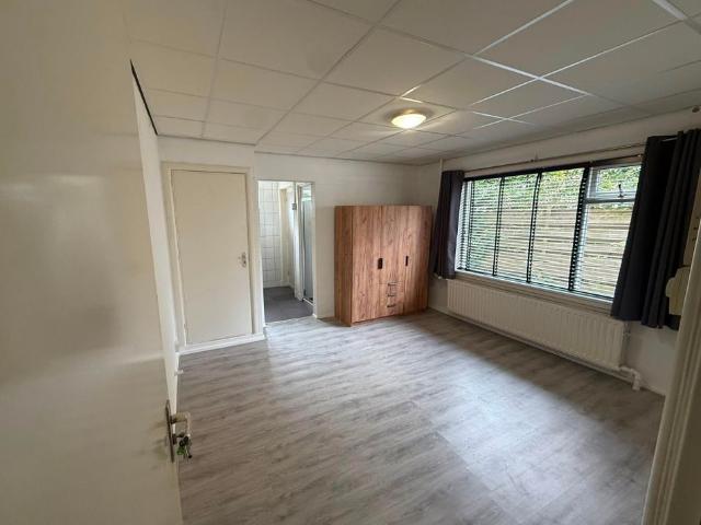 Te huur: Studio Veenkampenweg in Emmen