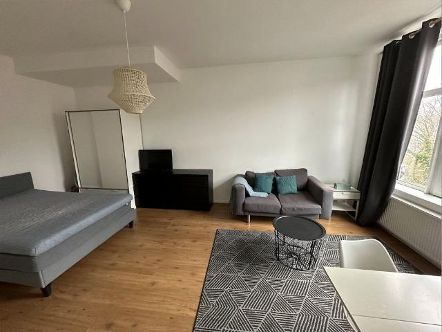 Te huur: Studio Essenburgsingel in Rotterdam