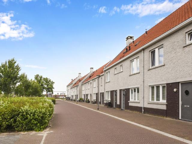 Te huur: Tuinlaan 215