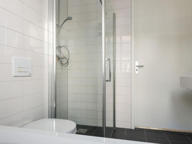 Te huur: Thoden van Velzenstraat 49