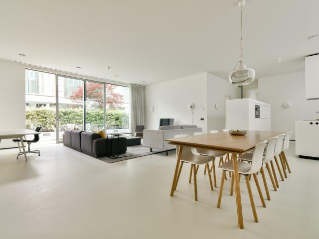 Te huur: Valkenburgerstraat 132B, 1011 NA Amsterdam | VVA