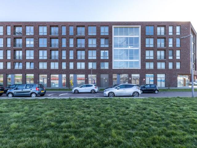 Te huur: Van der Duijn van Maasdamweg 200