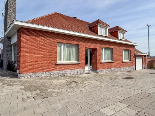 te huur Villa Doornik
