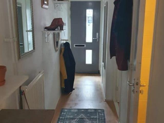 Te Huur: Wijenburg, Amsterdam