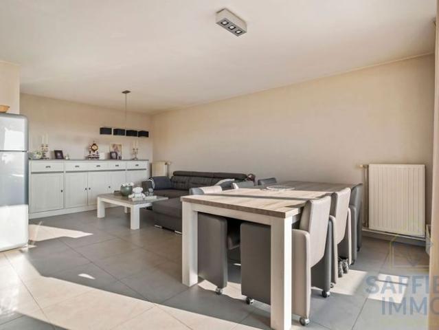 Te Huur: 1 slaapkamerappartement in het centrum van Ardooie