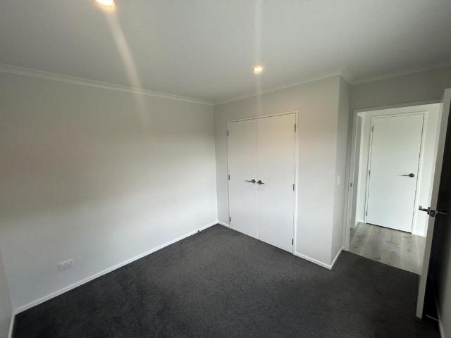 Te Kauwhata, Three Bedrooms