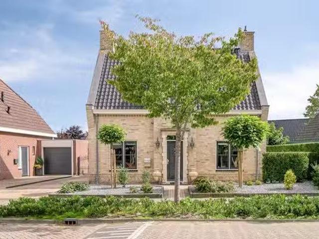 Te koop: Molenlaan 9, 4671 JC Dinteloord Molenlaan 9, 4671 J.