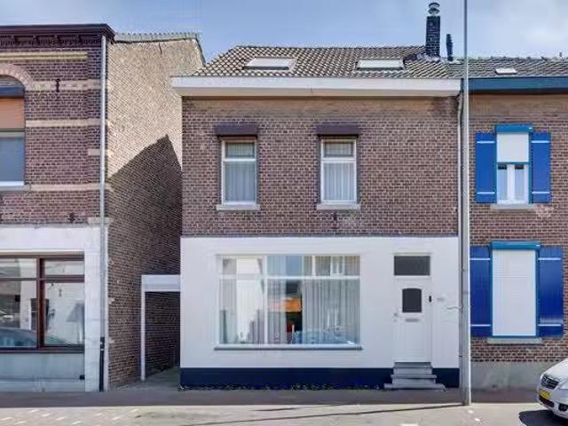 Te koop: Ambyerstraat Noord 94AB, 6225 EG Maastricht Deze ka.