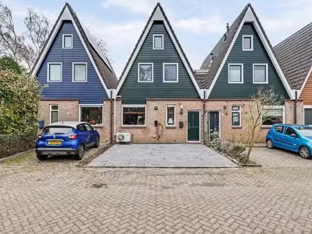 Te koop: Crocuserf 48, 3295 SC 's Gravendeel Crocuserf 48, 3.