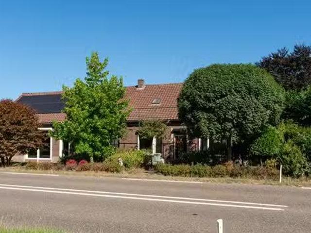 Te koop: Deckersstraat 12, 6091 NG Leveroy Deckersstraat 12.