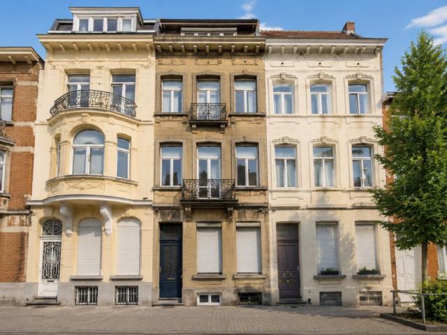 te koop Huis gemengd gebruik Schaarbeek
