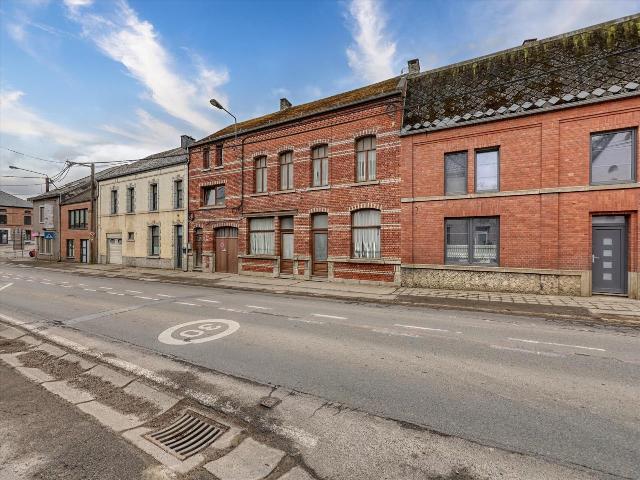 te koop Huis gemengd gebruik Silenrieux