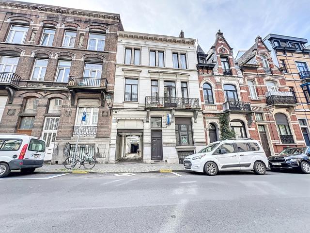 te koop Huis gemengd gebruik Sint Gillis