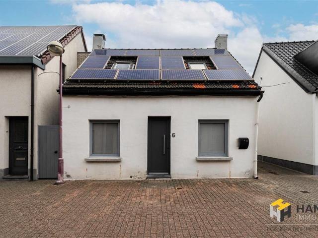 te koop Huis Hoevenen