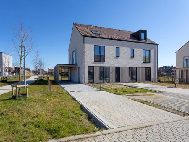 Te koop: Instapklare nieuwbouwwoning in een groene omgeving!