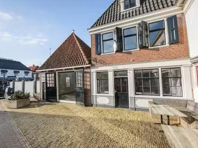 Te koop: Kerkstraat 9, 8754 CP Makkum Kerkstraat 9, 8754 CP.